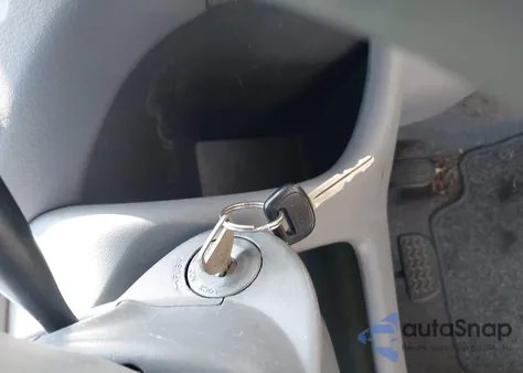 2002 Toyota Echo z USA, uszkodzony, nr VIN JTDBT123X20244240